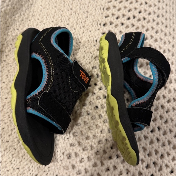 Teva Psyclone XLT Kids Black and Aqua Sandals 9 USA - Picture 3 of 7